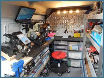 Safe Key Shop Cranbury, NJ 609-264-3988 - 2-mobile-locksmith